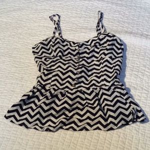Rue 21 Black & White Chevron Top